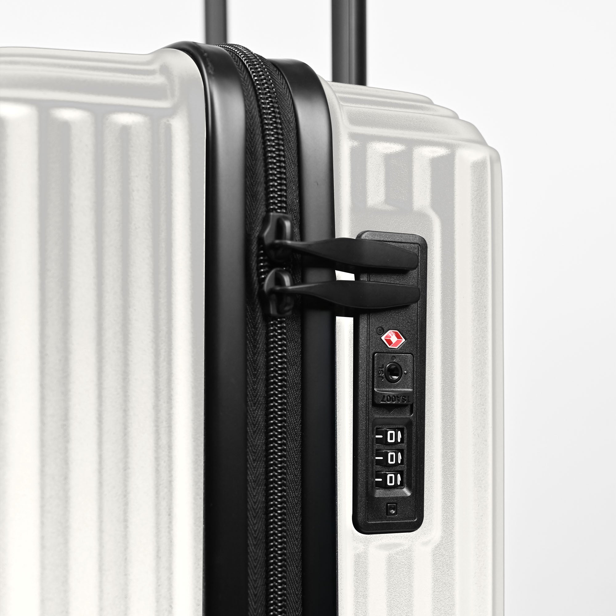 Lugg Airglide 28" Suitcase in Beige