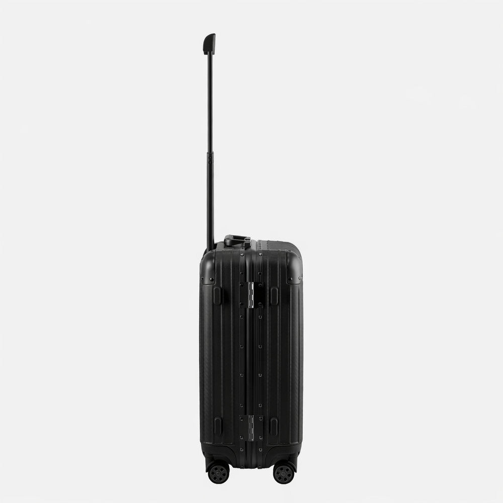 Oasis 28" Large Suitcase - 77 × 53 × 33cm in Black