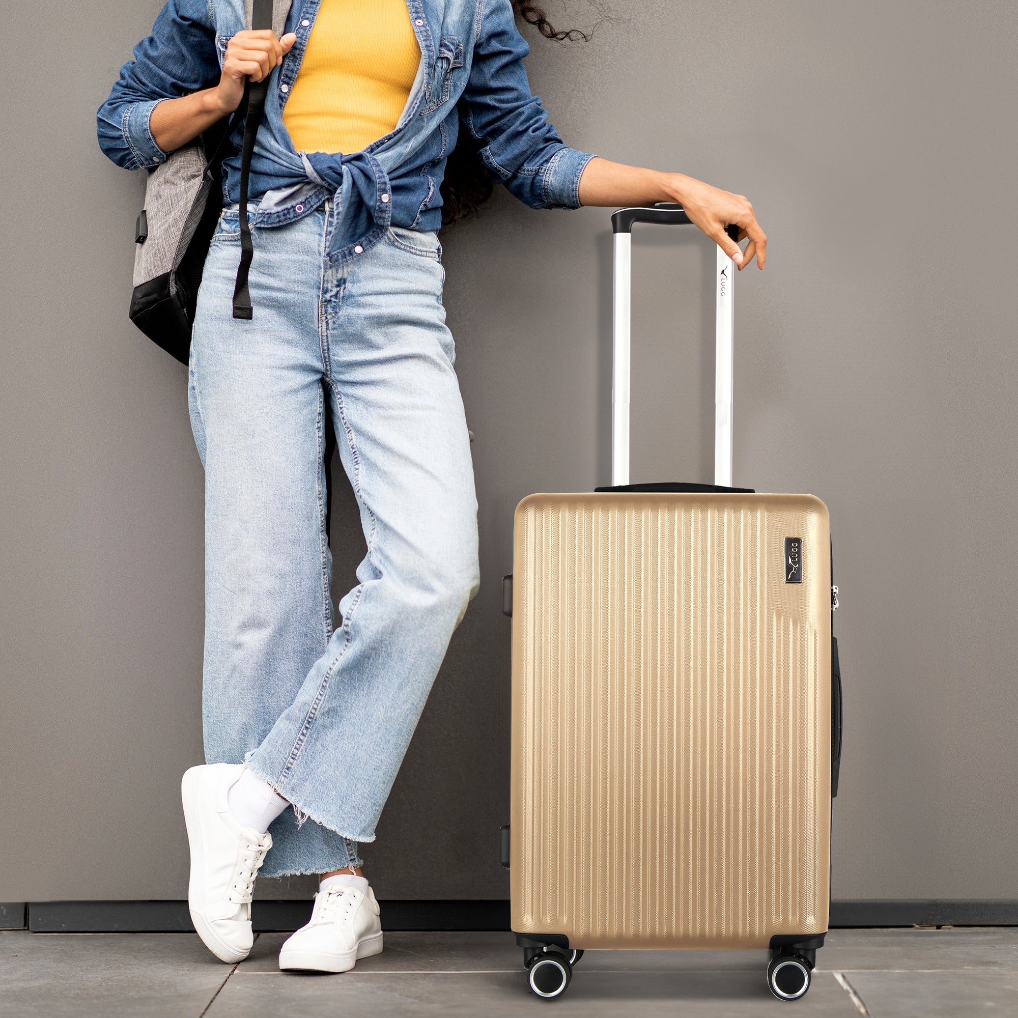20" Vacay Cabin Suitcase - Sunset