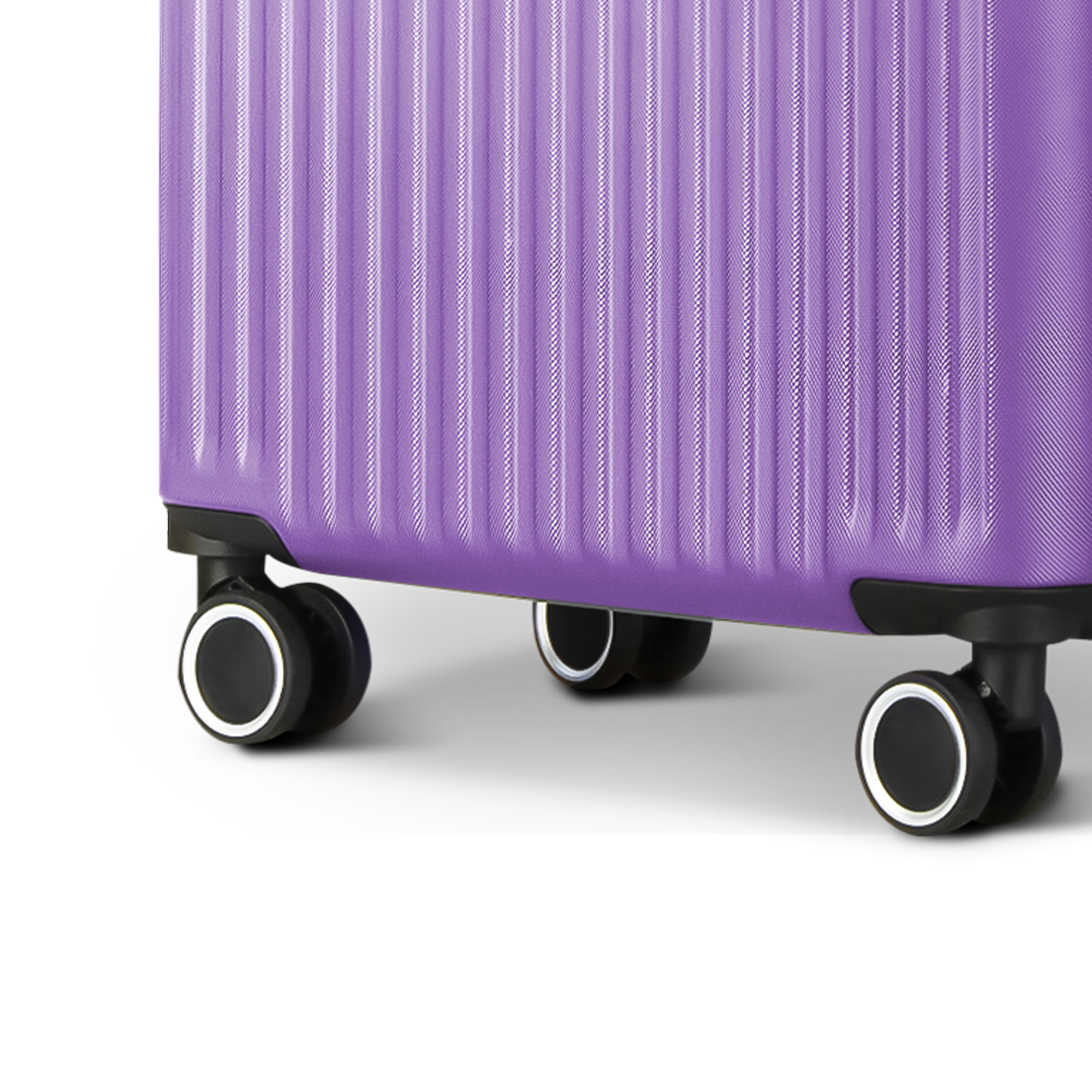 Vacay 24" Suitcase in Lavender