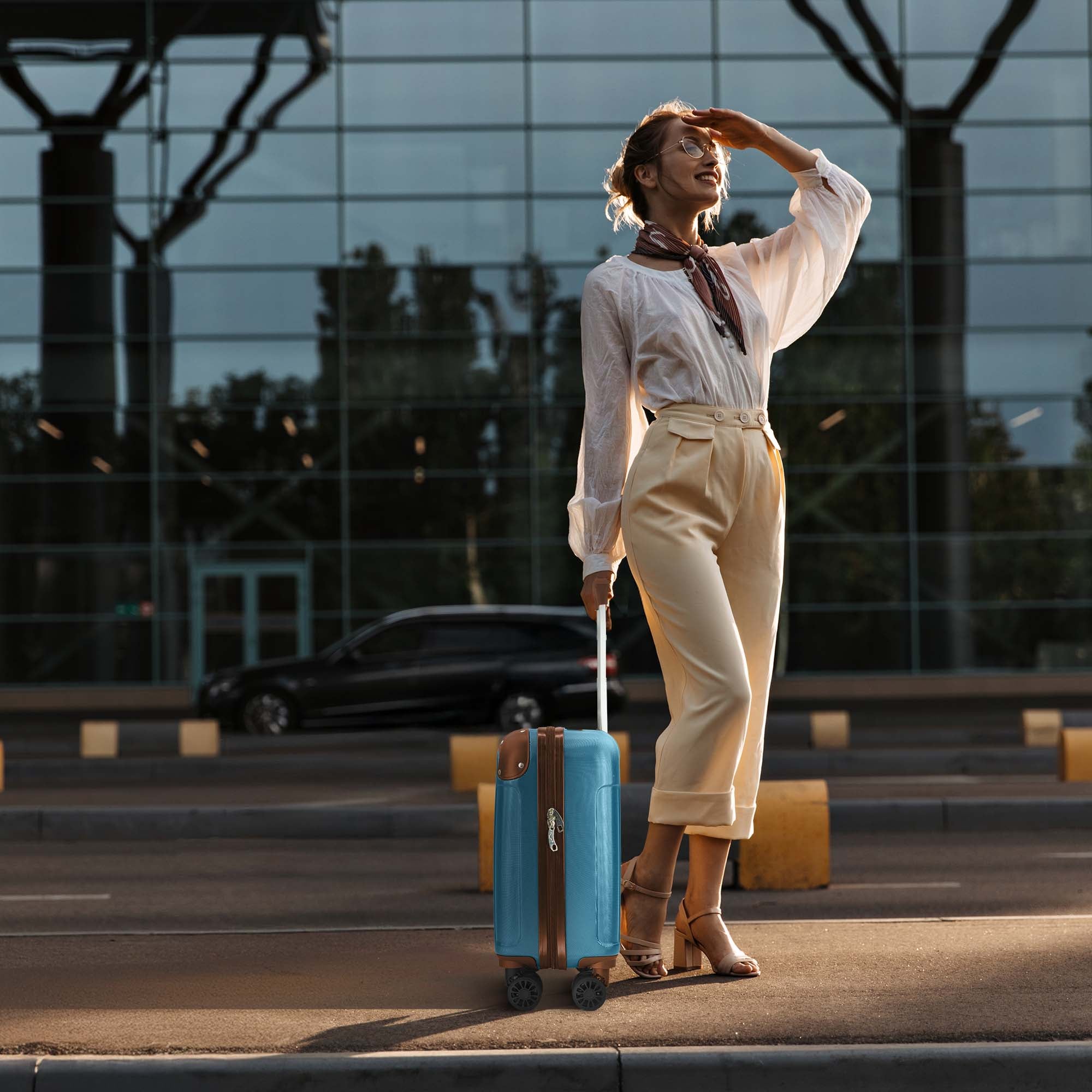 LUGG 40cm Skywander Lightweight Underseat Cabin Bag – Ryanair & EasyJet Approved Carry-On Suitcase, Durable ABS Hard Shell, Smooth Double Spinner Wheels, Water-Resistant & Compact Luggage (40x30x20cm, without wheels) - Blue/Brown