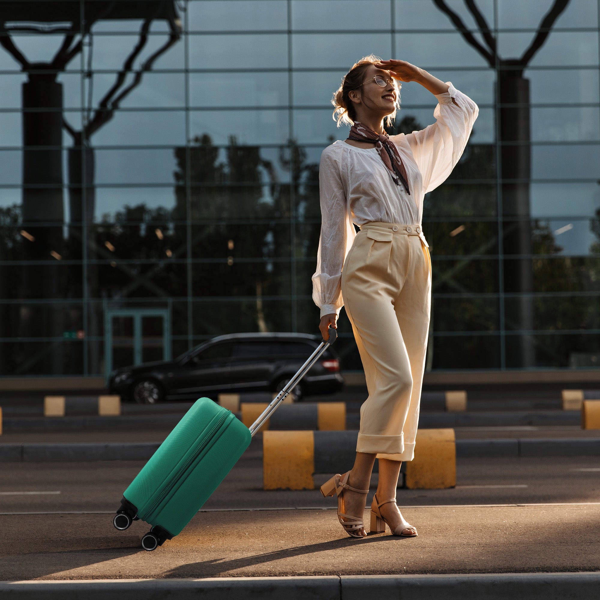 LUGG 40cm Vacay Suitcase ABS Luggage with TSA Indent Lock, Aluminium Trolley Handle, 360° Spinner Wheels, Water-Resistant & Durable Material - Airline Compatible (40 x 20 x 25cm)- Mint